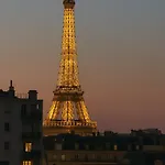Vaugirard1 Appt 15, Eiffel Tower View